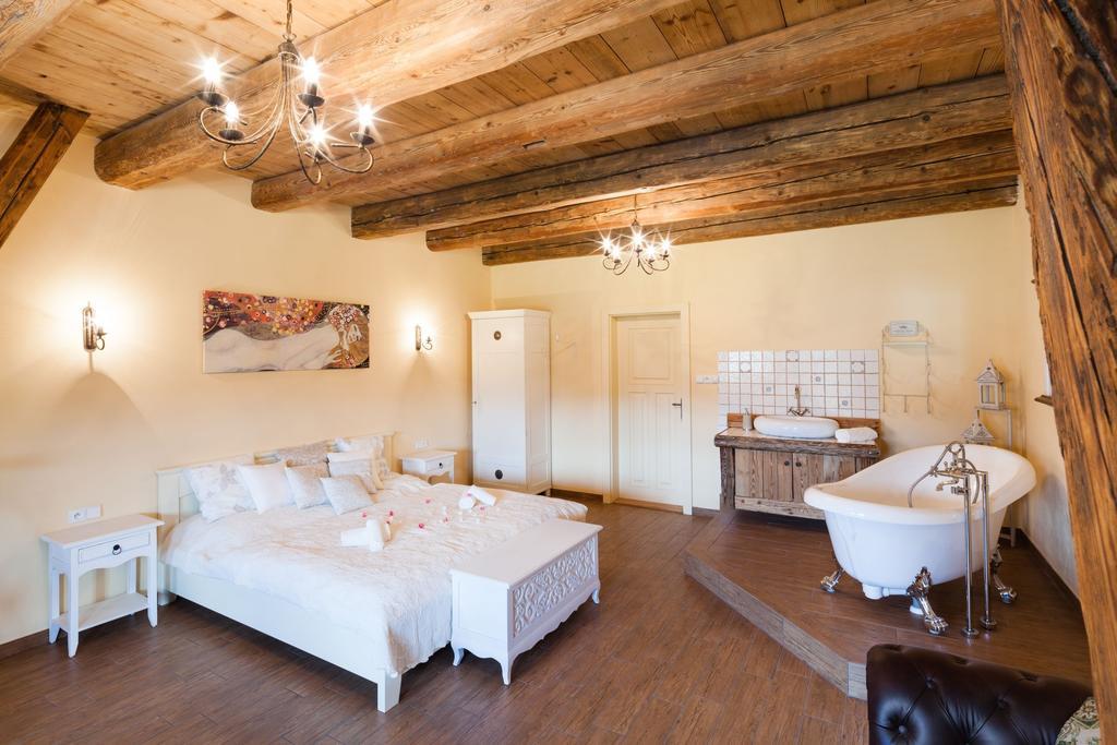 Penzion Na Belisku Březiny Habitación foto