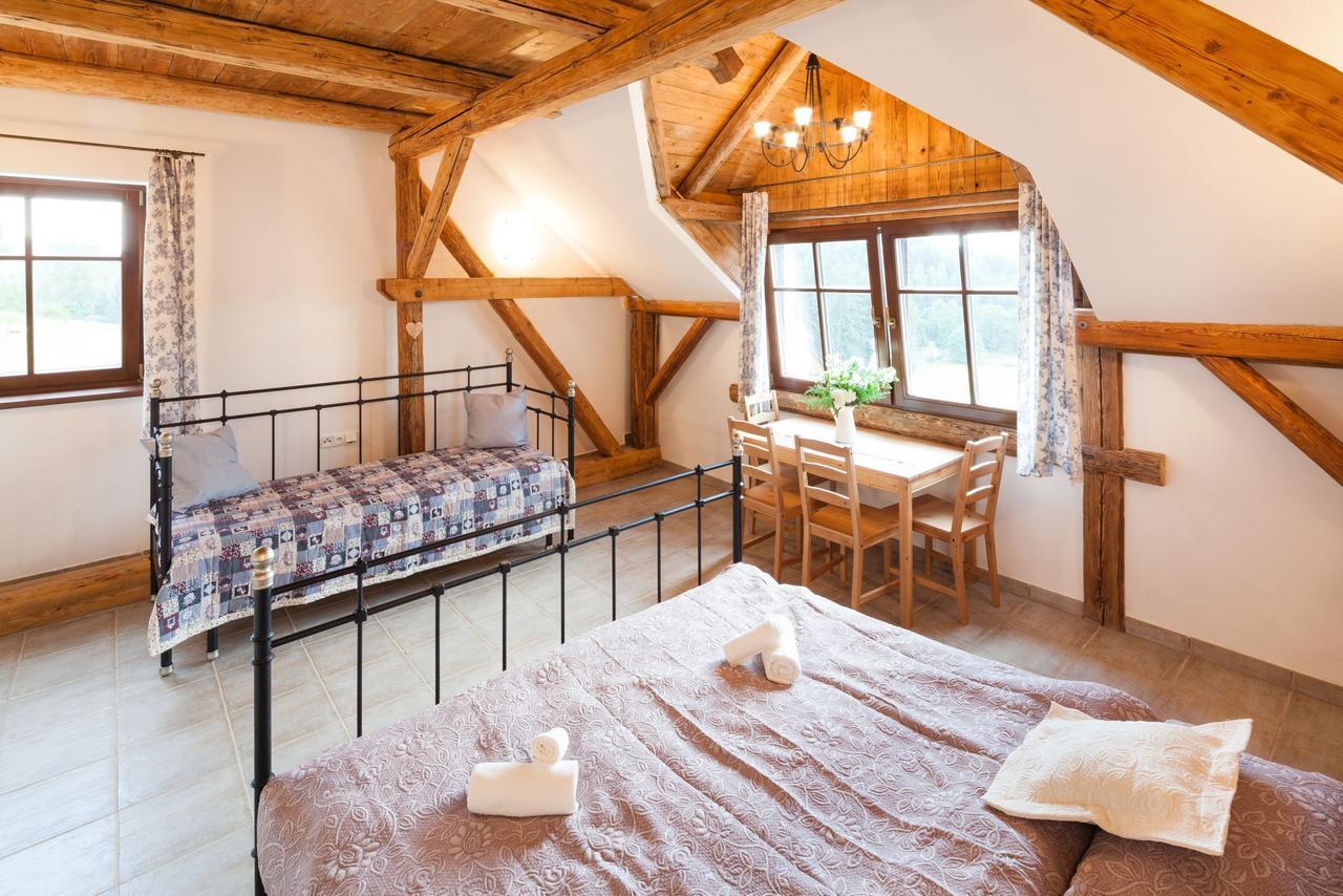 Penzion Na Belisku Březiny Habitación foto